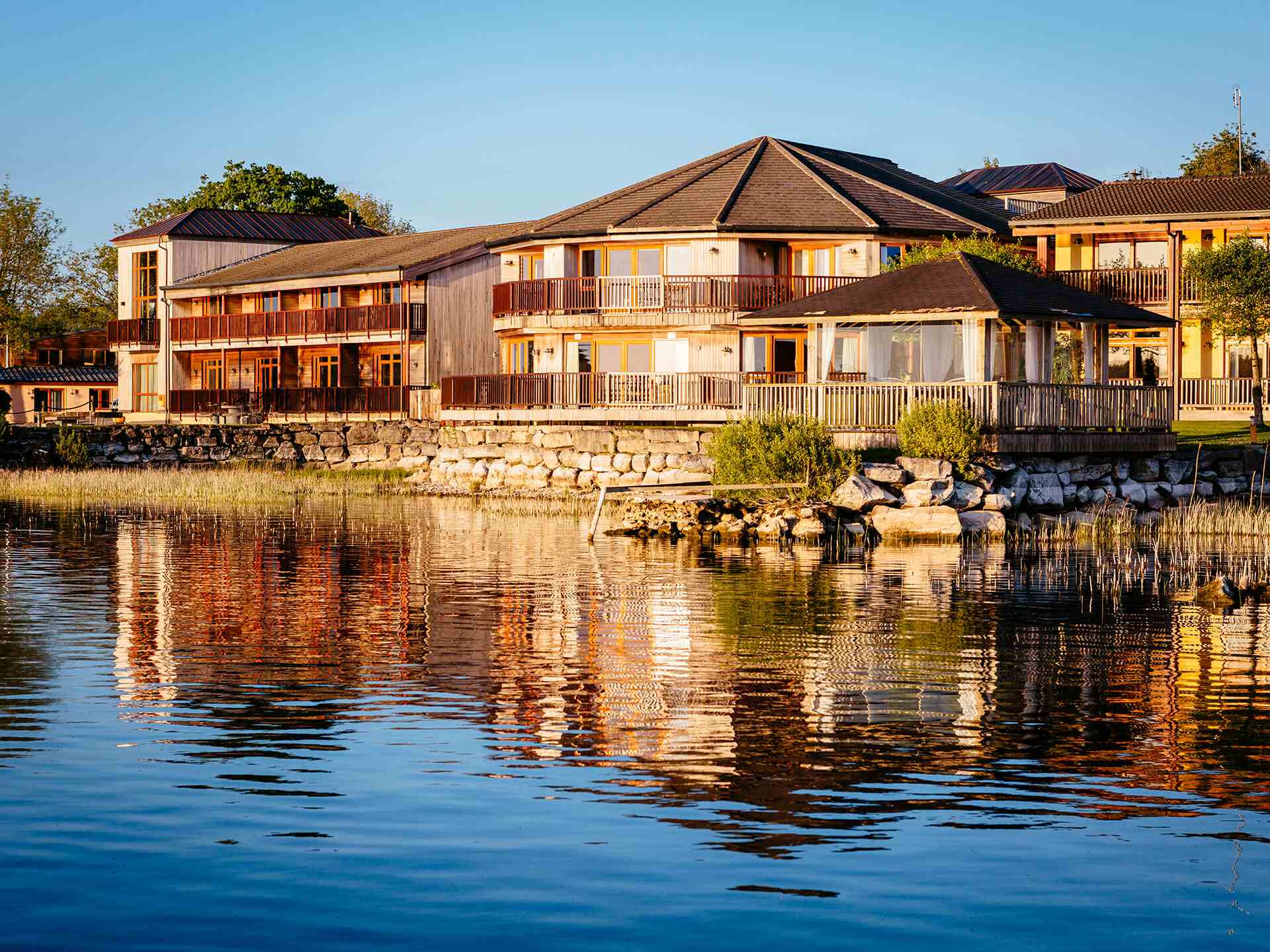 Wineport lodge shop